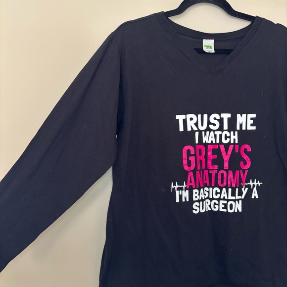 NWOT Grey’s Anatomy Women’s Novelty Long-sleeve Black Shirt Size 1X - Picture 2 of 5